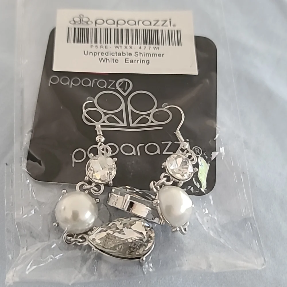 Unpredictable SHIMMER White Earrings fishhook NWT SALE - Picture 3 of 4